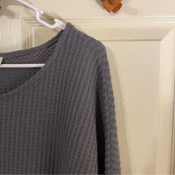 Bungee Med Waffle Knit Shirt Top - Picture 3 of 6